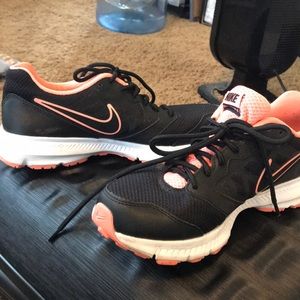 Nike downshifter 6 black and coral